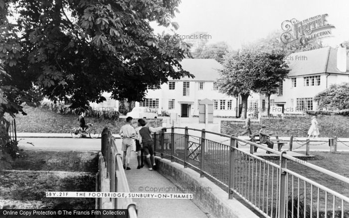 Photo of Sunbury, The Footbridge c.1955