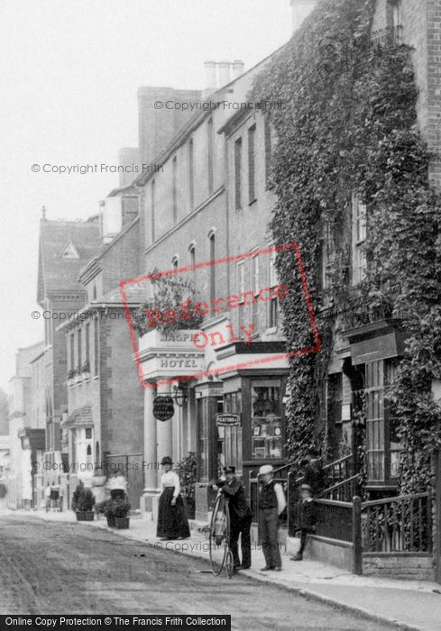 Photo of Sunbury, The Magpie Hotel, Thames Street 1890