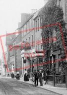 The Magpie Hotel, Thames Street 1890, Sunbury