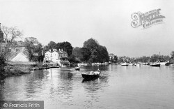 The River Thames c.1955, Sunbury