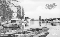 The River Thames c.1955, Sunbury