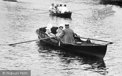 Boating 1896, Surbiton