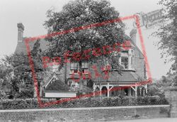 Cottage Hospital 1907, Surbiton