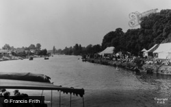 The River c.1955, Surbiton