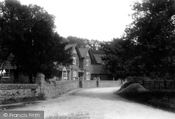 1902, Sutton