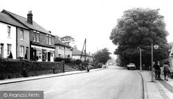 High Street c.1960, Sutton At Hone
