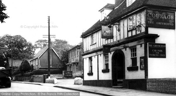 Photo of Sutton At Hone, The Greyhound c.1960