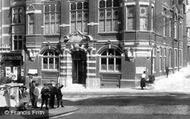 Children 1902, Sutton