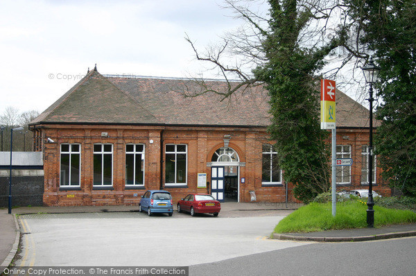 Photo of Sutton Coldfield, Station Entrance 2005