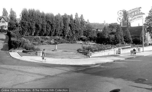 Photo of Sutton Coldfield, The Boddington Garden c.1950