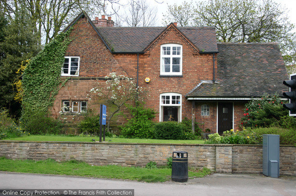 Photo of Sutton Coldfield, The Smithy Or Driffold Gallery 2005