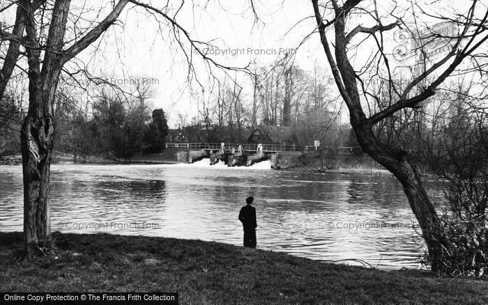 Photo of Sutton Courtenay, Weirs And Pool c.1955