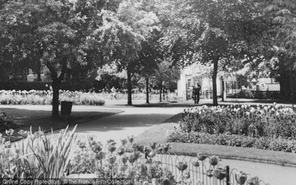 Photo of Sutton, Manor Park c.1960