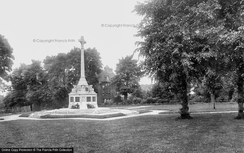 Sutton, Manor Park War Memorial 1932