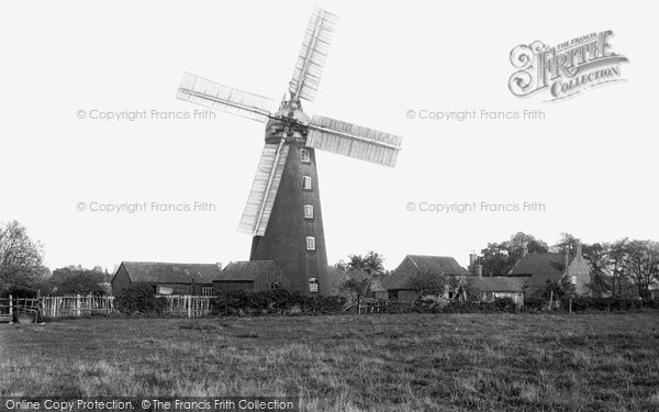 Photo of Sutton On Trent, Bingham's Mill 1913