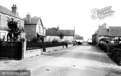 Sutton-on-Trent, High Street 1913, Sutton On Trent
