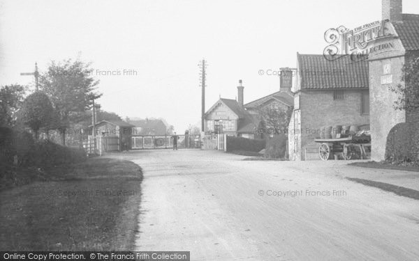 Photo of Sutton On Trent, The Level Crossing And Nags Head Inn 1913