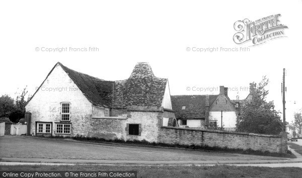 Photo of Swaffham Bulbeck, The Maltings c.1955