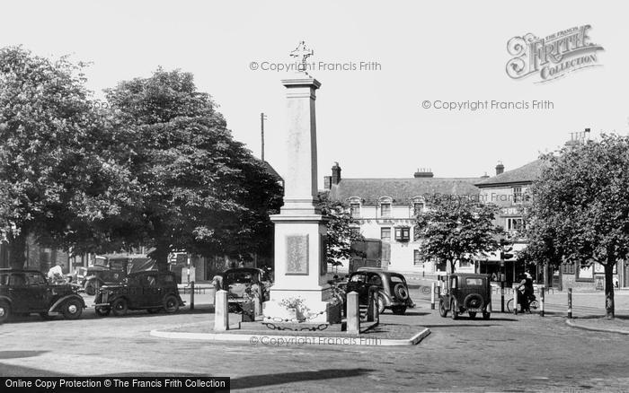 Photo of Swaffham, The War Memorial c.1939