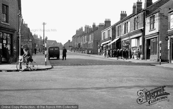 Photo of Swallownest, High Street c.1950