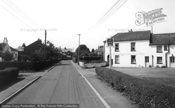 Photo of Swanmore, The New Inn c.1965