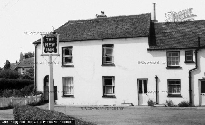 Photo of Swanmore, The New Inn c.1965