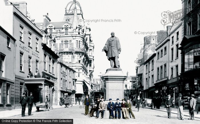 Photo of Swansea, Wind Street And Vivian Statue 1896