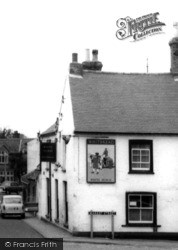 The White Horse, High Street c.1965, Swavesey