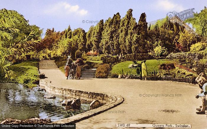Photo of Swindon, Queens Park c.1955