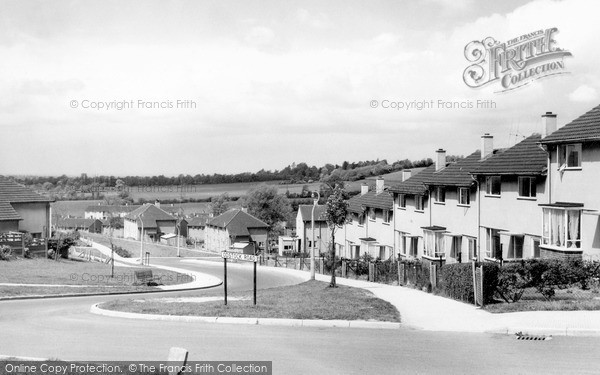 Photo of Swindon, Ramsbury Avenue c.1965
