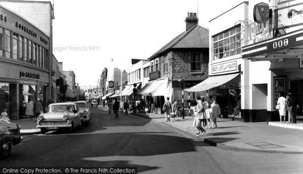 Photo of Swindon, Regent Street 1961