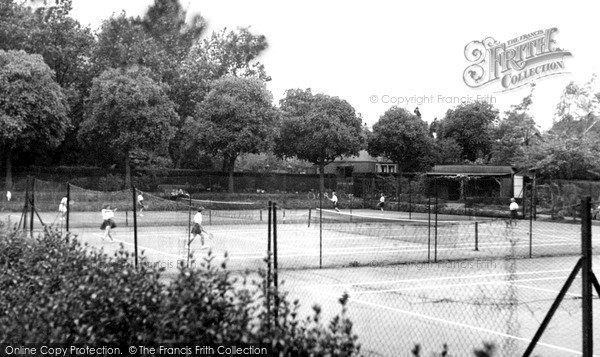 Photo of Swindon, Tennis Courts, Quarry Road c.1955
