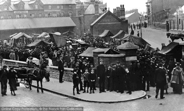 Photo of Swindon, The Market 1901