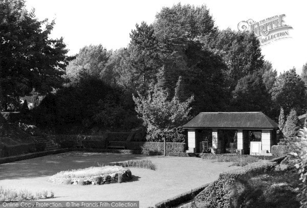Photo of Swindon, Town Gardens 1948