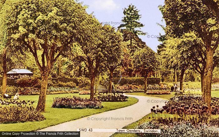 Photo of Swindon, Town Gardens c.1955