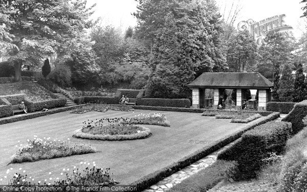 Photo of Swindon, Town Gardens, Entrance To The Concert Bowl c.1955