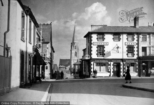 Photo of Swindon, Victoria Road And Christ Church c.1950