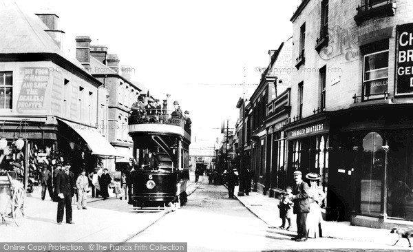 Photo of Swindon, Wood Street c.1910