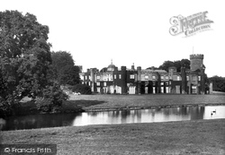 The Castle And Lake 1908, Swinton Park