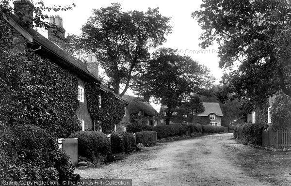 Photo of Swynnerton, The Village 1900