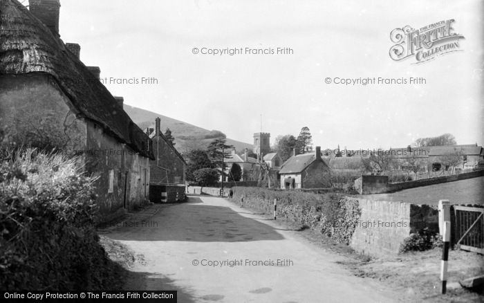 Photo of Symondsbury, The Village 1940
