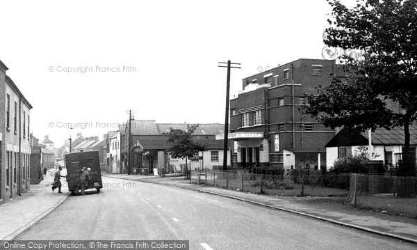 Photo of Syston, Melton Road c.1955