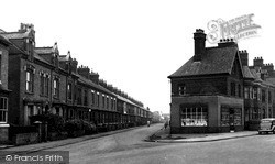 St Peter's Street c.1955, Syston