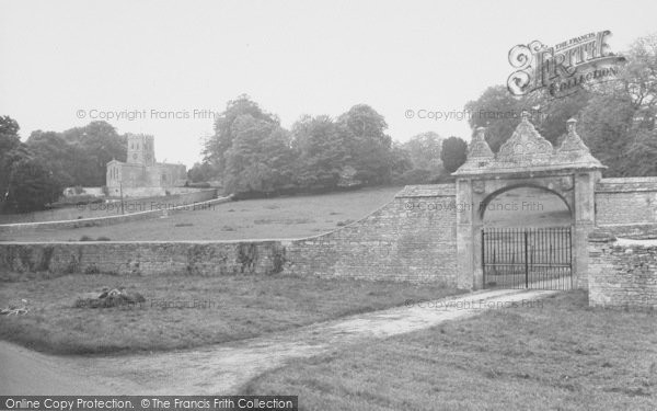 Photo of Tackley, The Tudor Arch c.1965