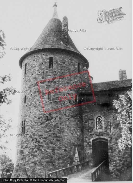 Photo of Taffs Well, Draw Bridge, Castle Goch c.1955