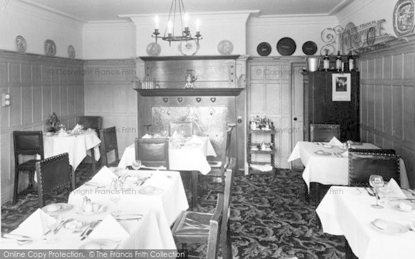 Photo of Tal Y Cafn, The Dining Room, Ferry Hotel c.1965