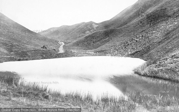 Photo of Tal Y Llyn, Pass, Llyn Trigwaiecwyn c.1877