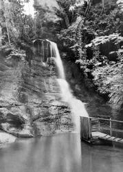 Pwll-Y-Wrach Falls 1955, Talgarth