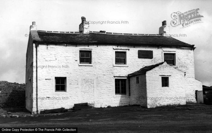 Photo of Tan Hill, Tan Hill Inn c.1955