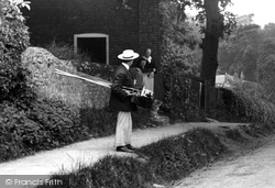 A Photographer In The Village 1907, Tandridge